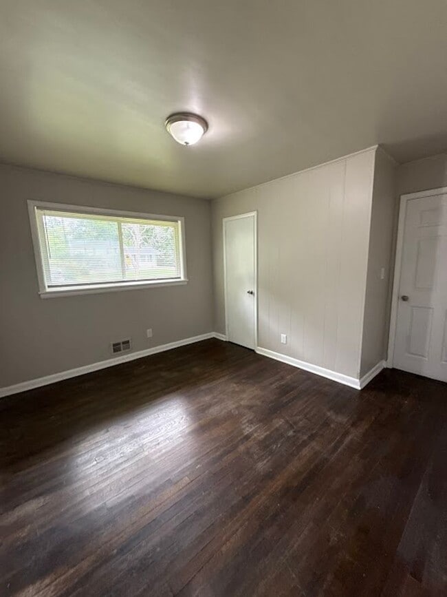 Building Photo - Charming 3-Bedroom Home in Decatur – Minut...