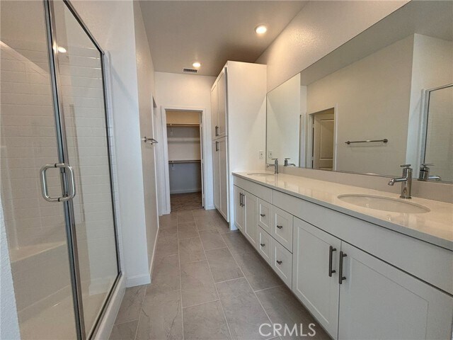 Building Photo - 6136 Valentina Wy