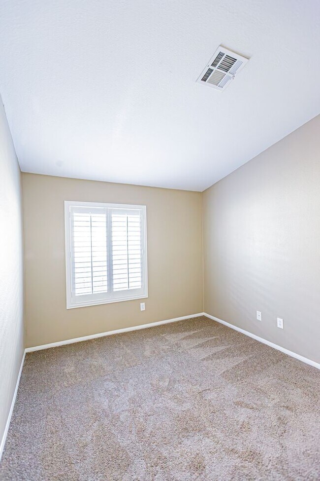 Building Photo - 8952 Quarrystone Way