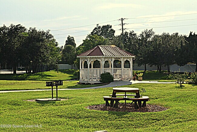 Building Photo - 801 Del Rio Way