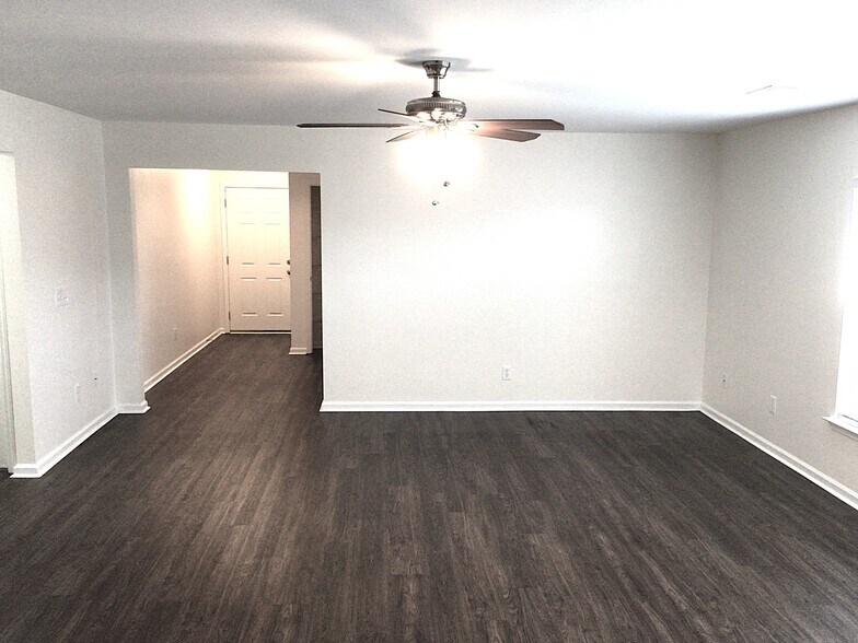 Building Photo - 1209 Wild Goose Trail