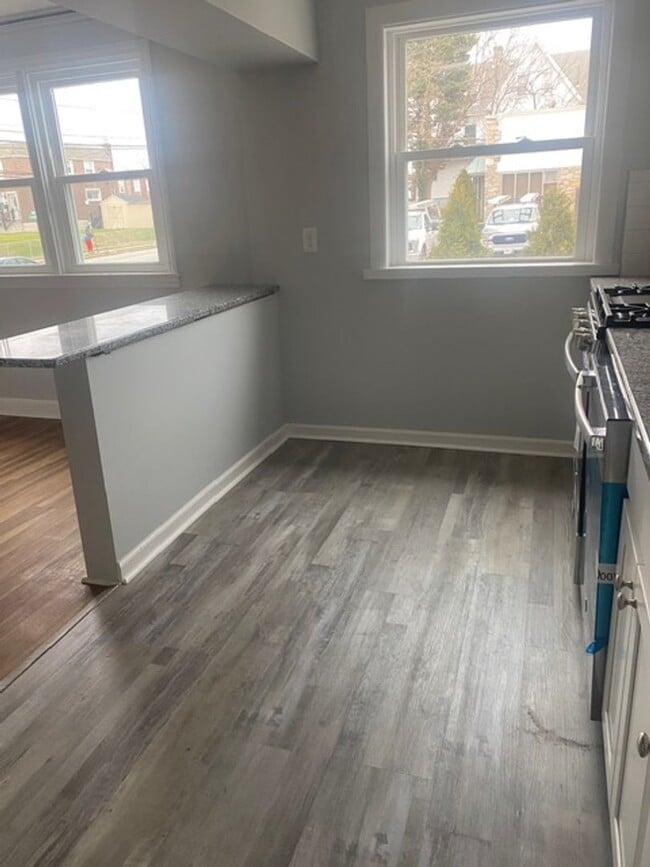 Building Photo - House for Rent in Upper Darby