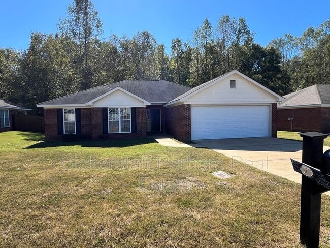 Building Photo - 14 Brentwood Dr