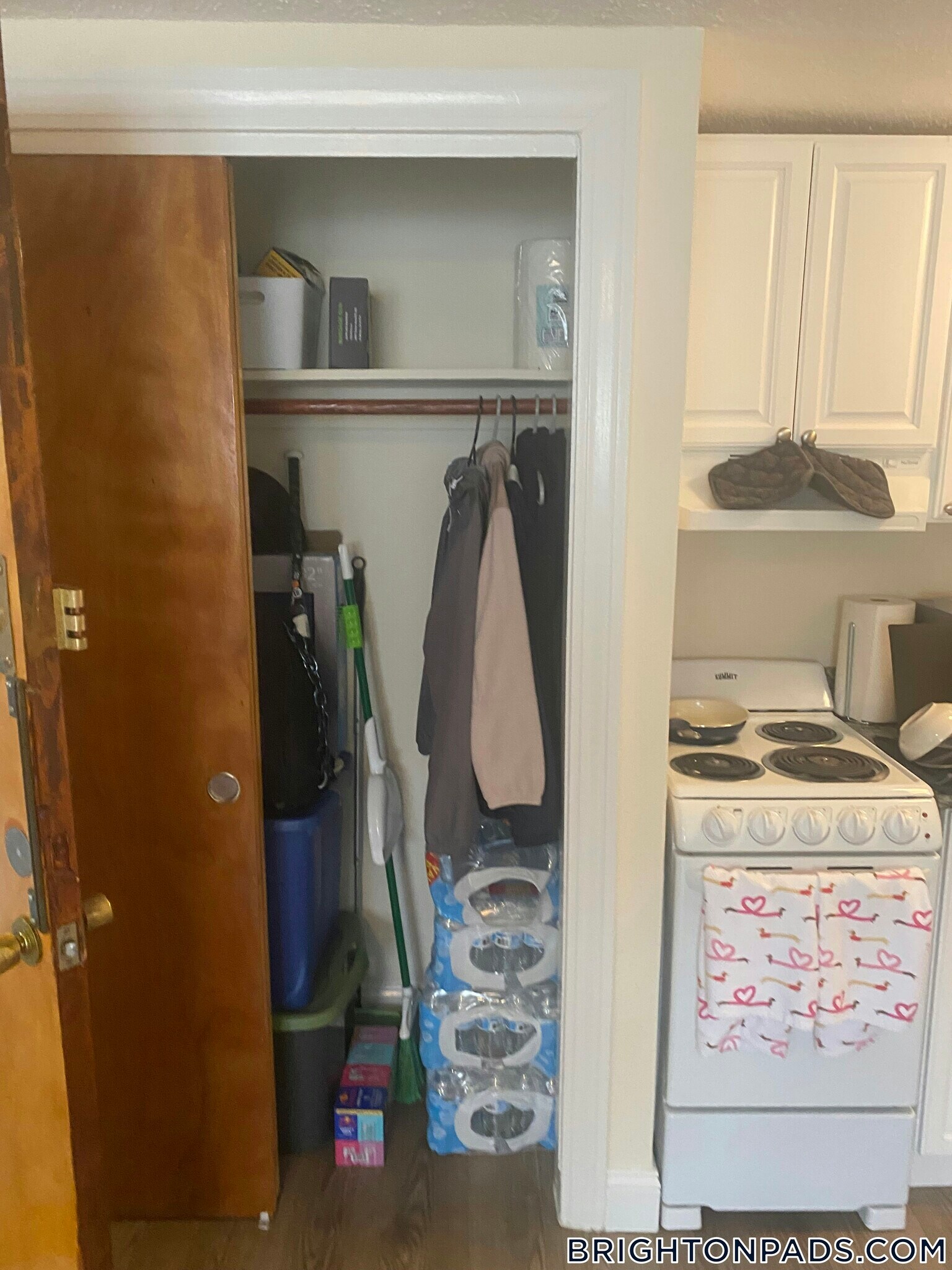 Building Photo - 168 N Beacon St