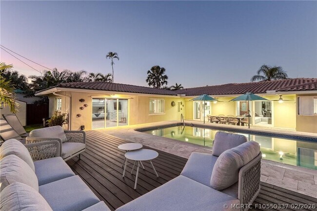 Building Photo - 1984 Sailfish Pl