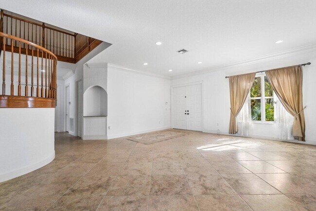 Building Photo - 9543 Barletta Winds Point