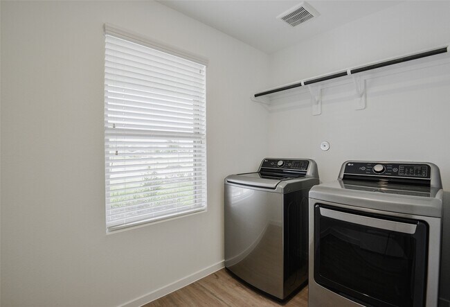 Building Photo - 21811 Carpineti Ln