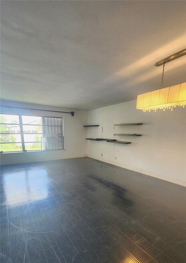 Building Photo - 3811 NW 84th Ave