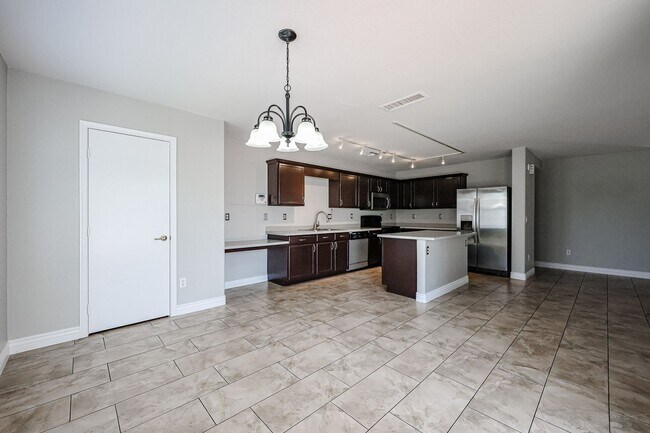 Building Photo - COMING SOON !! Amazing 5 bedrooms and bathrooms in one of the best school districts!