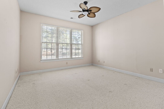 Building Photo - Sand Ridge Home