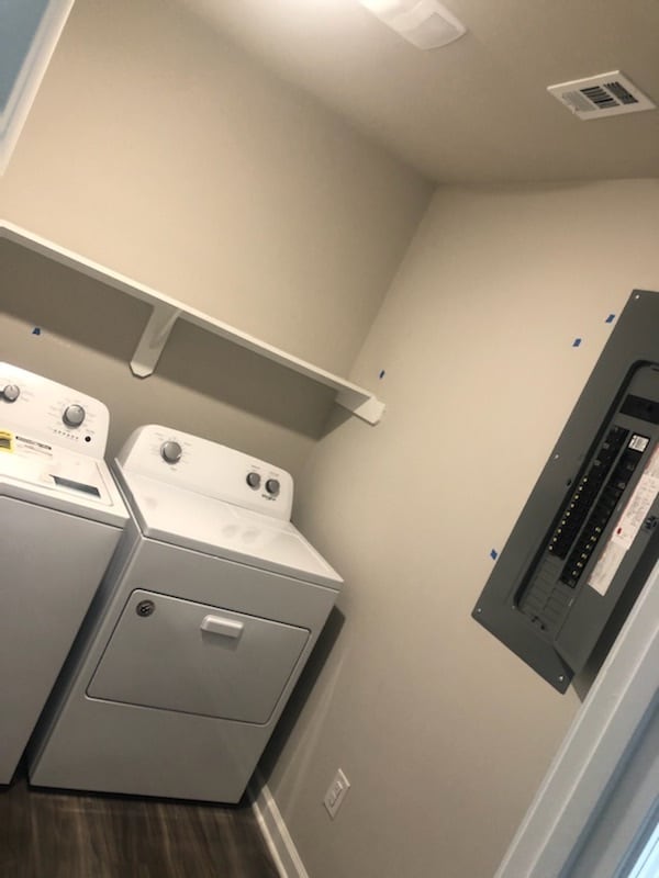 Building Photo - 18204 Fox Hollow Loop