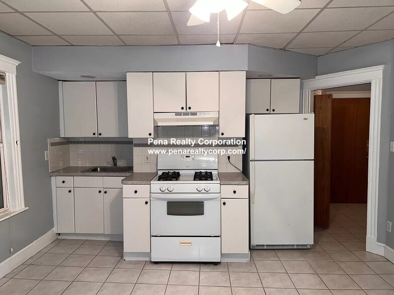 Building Photo - 80 Park Ave