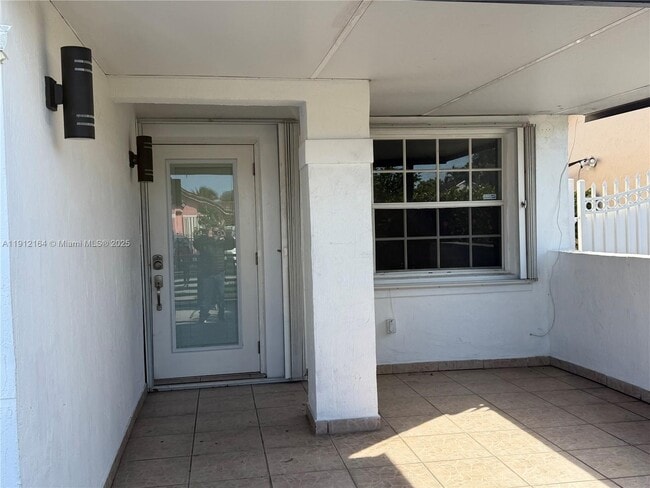 Building Photo - 18317 SW 114th Ct