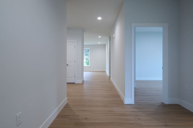 Building Photo - Now Available for Rent – Newly Built Ranch Home in The Horizon