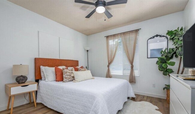 Building Photo - 4 Bedrooms • Single Level • Prime Meridian Location
