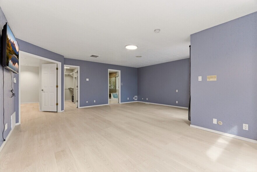 Building Photo - 9706 Tanoan Dr NE