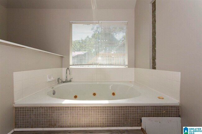 Building Photo - 432 Tupelo Way