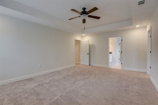 Building Photo - 1011 Spotswood Cir