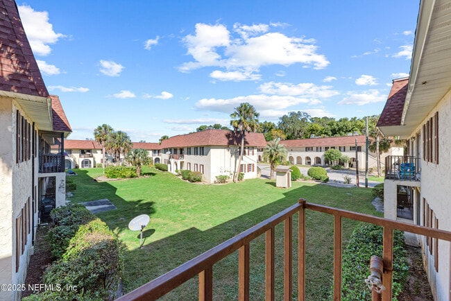 Building Photo - 7341 El Ocho Rd