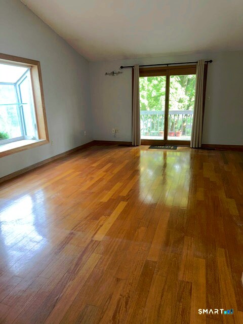 Building Photo - 310 Mill Pond Dr