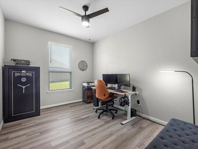 Building Photo - 1006 Camellia Hls Ln