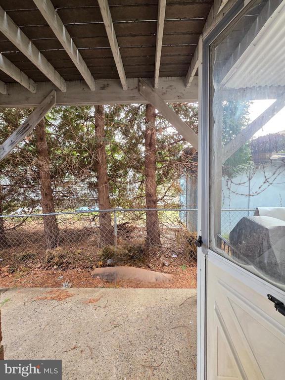 Building Photo - 1022 Fox Chase Rd