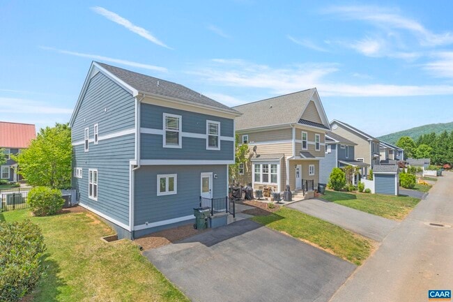 Building Photo - 8155 W End Dr