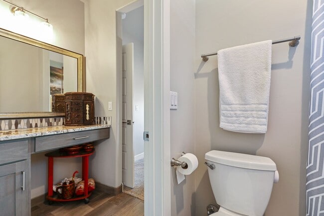 Building Photo - Beautifully Maintained 3 Bedroom Home in Mesa Village