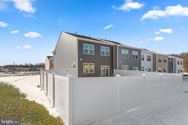 Building Photo - 1801 Rankokus Dr