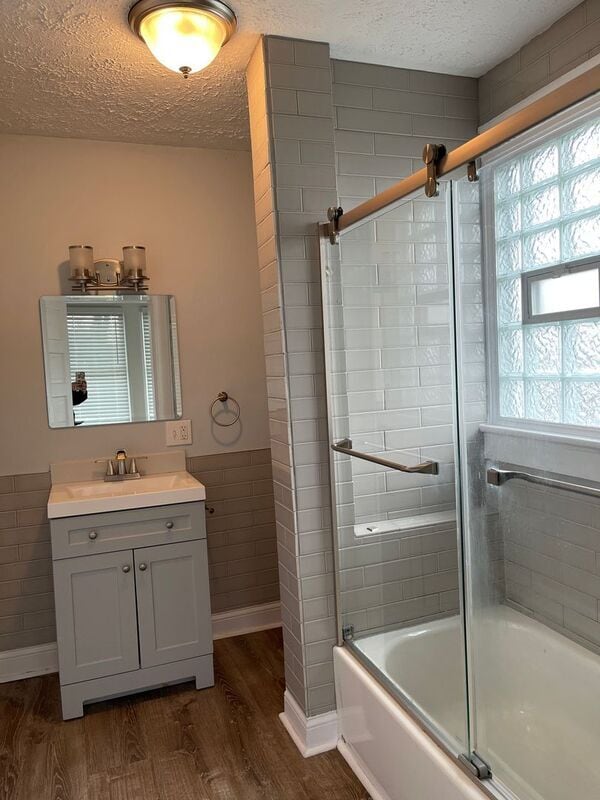 Building Photo - 931-933 E. Whittier Street