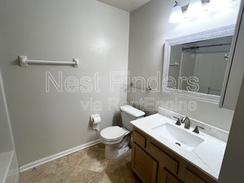 Building Photo - 4434 Cobblefield Cir W