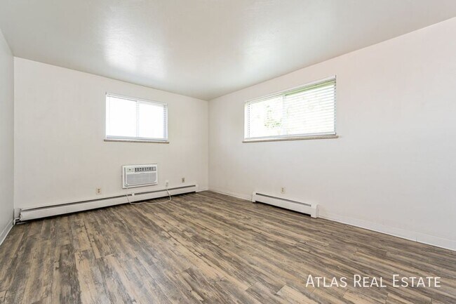 Building Photo - 510 Dayton St