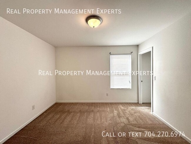 Building Photo - 9851 Hanberry Blvd