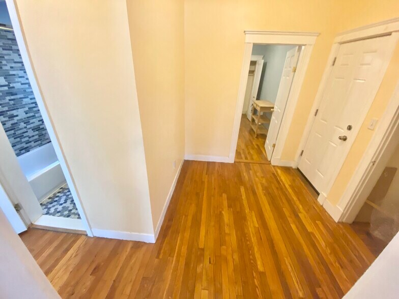 Building Photo - 313 Allston St