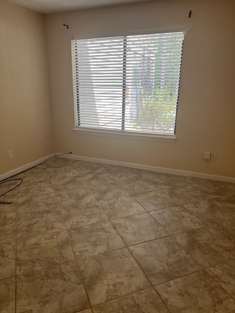 Building Photo - 46 Woodwind Ct