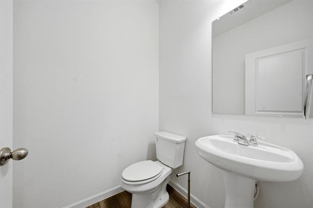 Building Photo - 8325 Kimlewick Dr