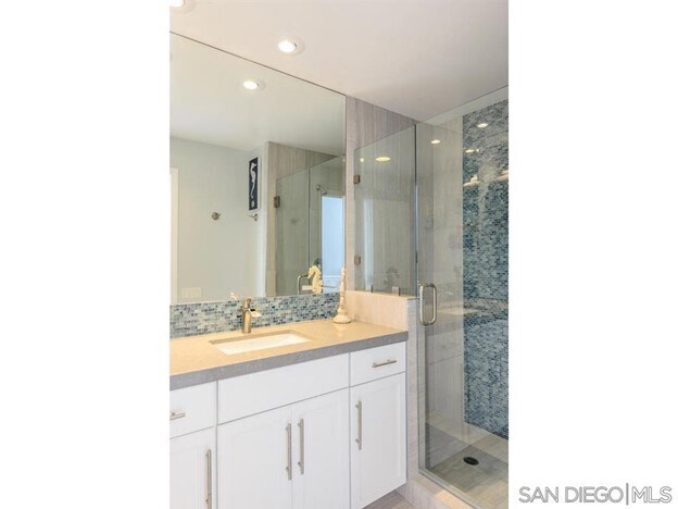 Building Photo - 28 Antigua Ct