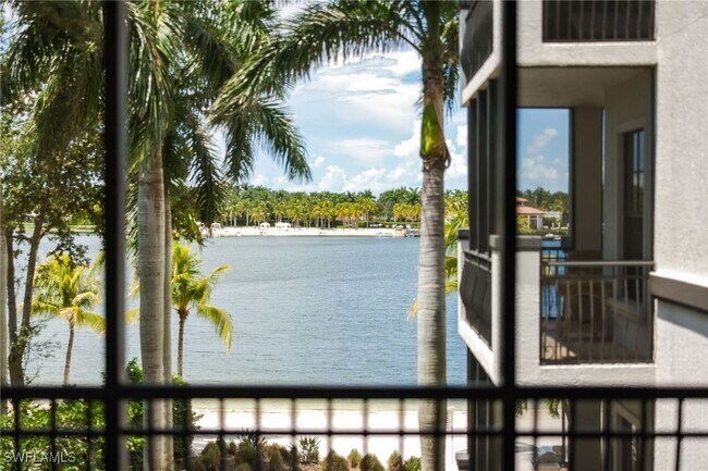 Building Photo - 10733 Mirasol Dr