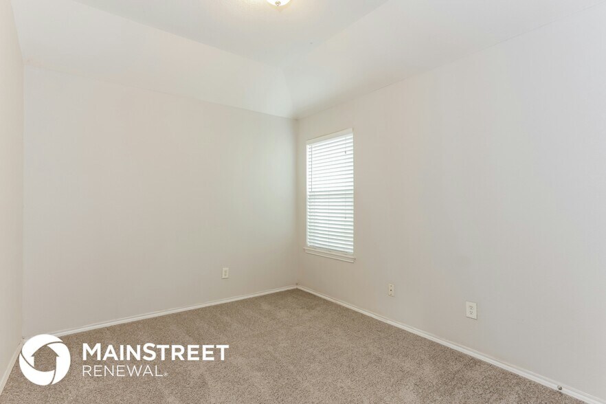 Building Photo - 1723 Katrina Ln