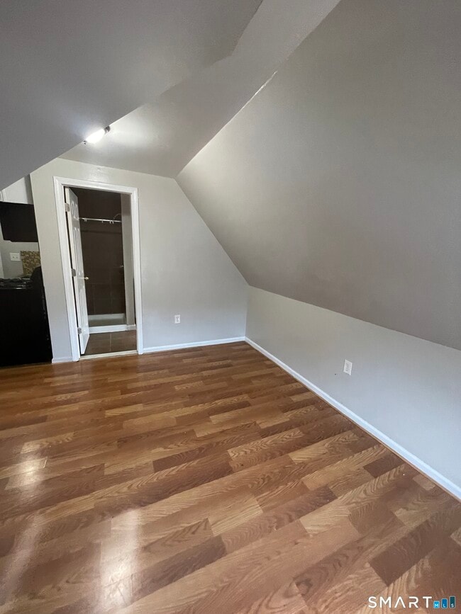 Building Photo - 269 Laurel Ave