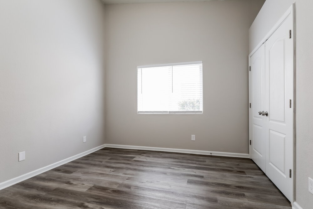 Building Photo - 106 Garden Walk