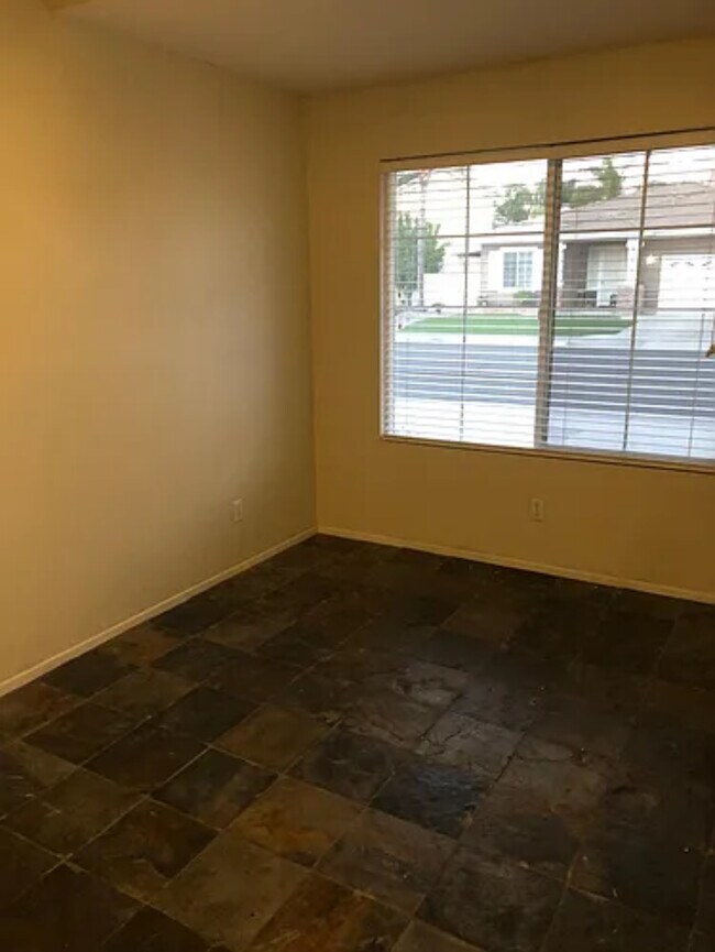 Building Photo - 29507 Desert Terrace Dr