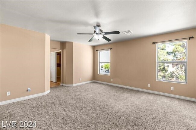 Building Photo - 3916 Varallo St