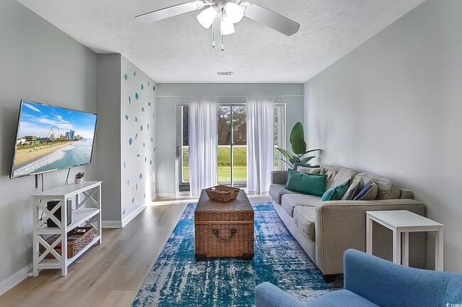 Building Photo - 510 White River Dr