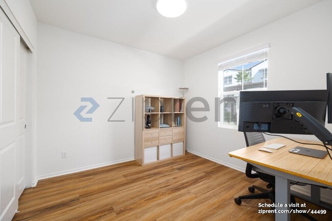Building Photo - 444 Atlas Gln