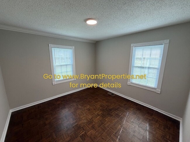 Building Photo - Madison - 3 Bedroom- 1 Bath
