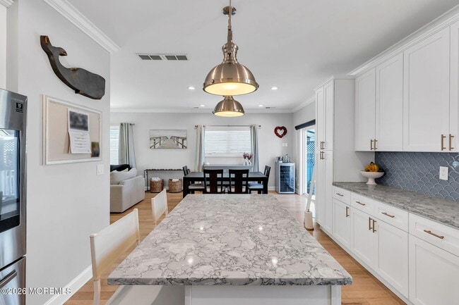 Building Photo - 12 4th St