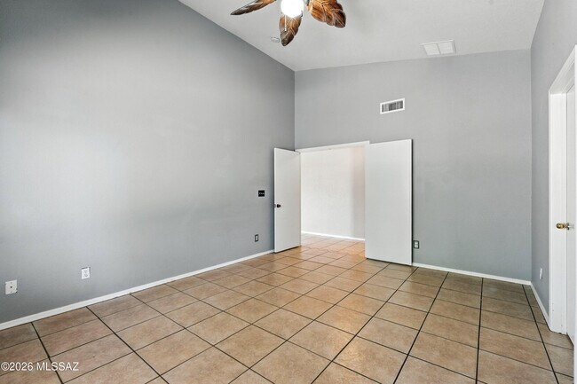 Building Photo - 7997 E Snakeroot Dr