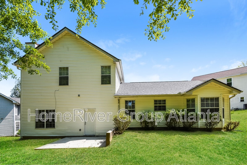 Building Photo - 3051 Red Oak Trail