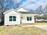 Building Photo - 416 S Confederate Ave